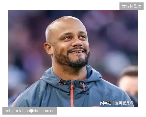 德甲赛季最佳阵容拜仁占据半壁江山,孔帕尼当选最佳教练。 德甲赛季最佳阵容拜仁占据半壁江山,孔帕尼当选最佳教练。